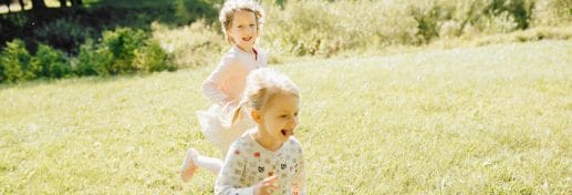 two little girls run